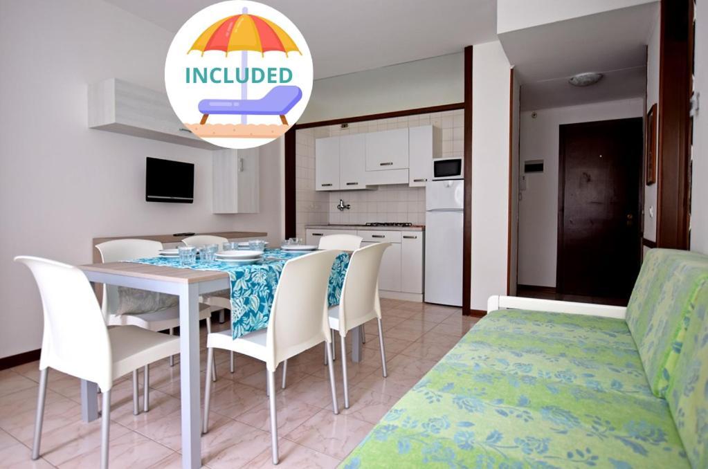 Condominio Luna 1 Lignano Sabbiadoro Exteriör bild