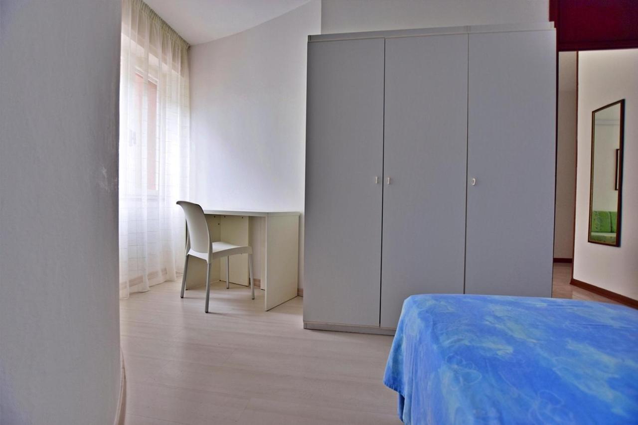 Condominio Luna 1 Lignano Sabbiadoro Exteriör bild